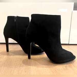 Michael Kors Suede Heeled Peep Toe Booties